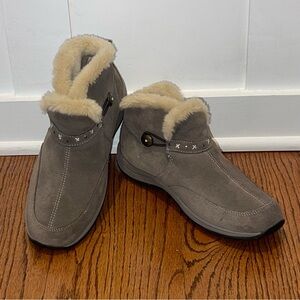 Easy Spirit Tan Esserra Ankle Boots with Cream Fur Trim 10W